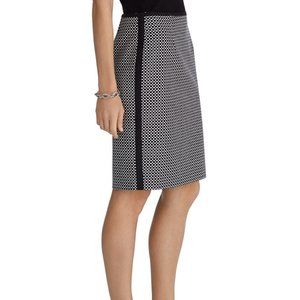 WHBM pencil skirt, Size 6, EUC